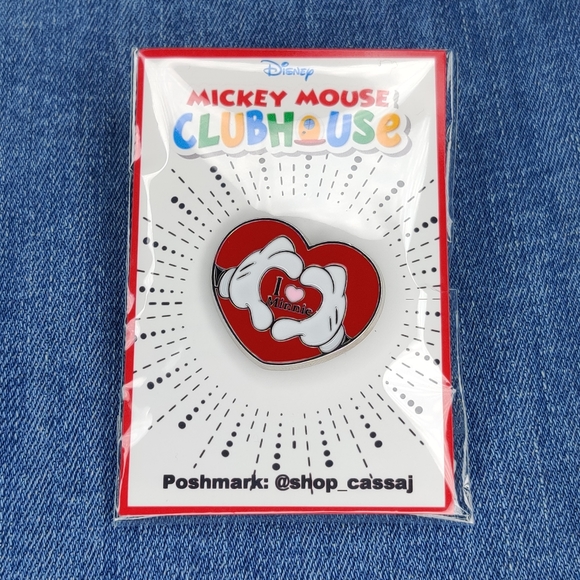 2/$20 DISNEY | Mickey Mouse "I love Minnie" Pin - Picture 4 of 4